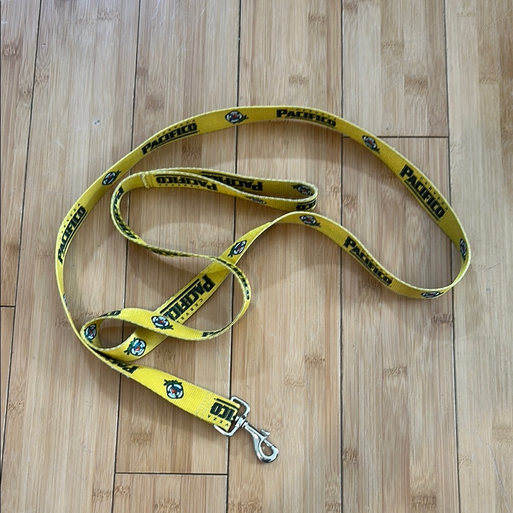 Pacifico Dog Leash